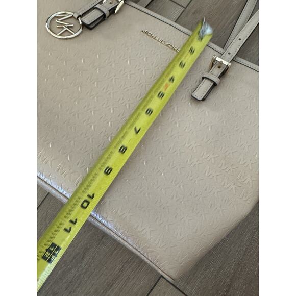 MICHAEL KORS Jet Set Travel Medium Oyster Tote Bag 38T8XTVT2A Patent Leather - Picture 13 of 16